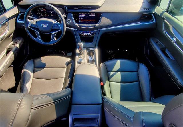 used 2021 Cadillac XT5 car, priced at $25,400