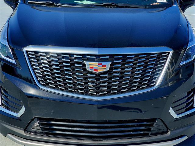 used 2021 Cadillac XT5 car, priced at $25,400