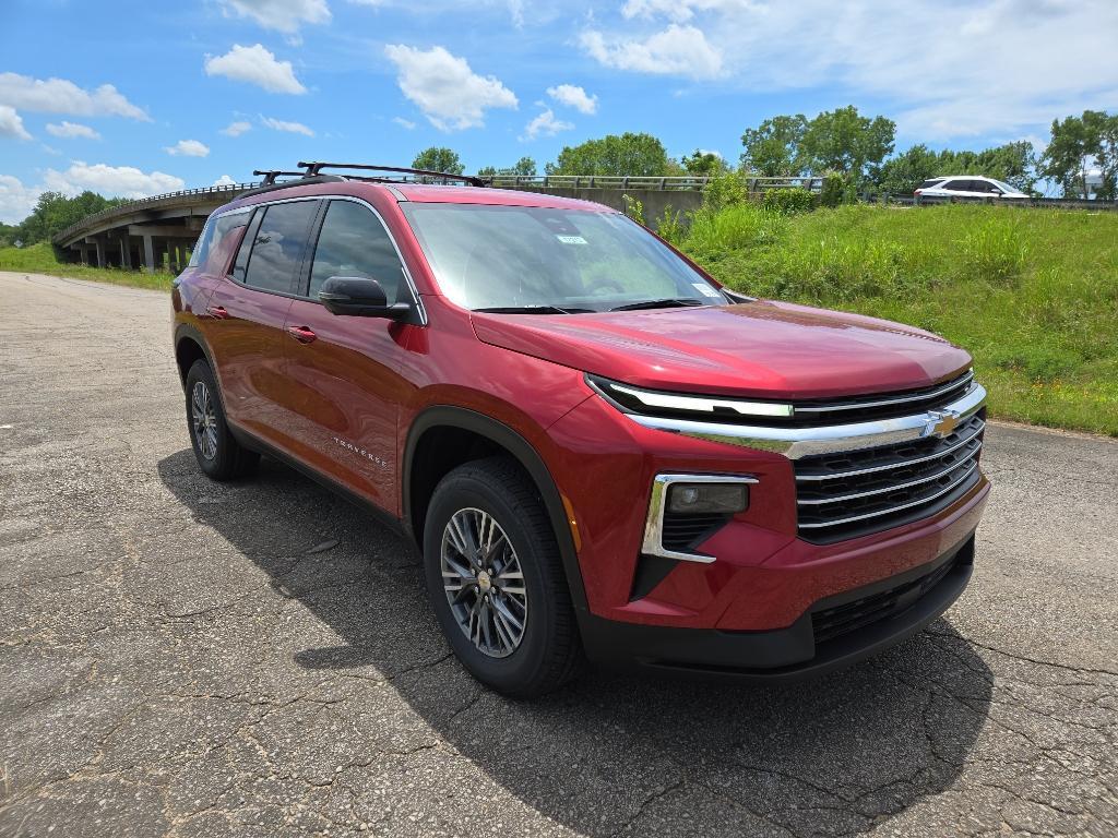 new 2025 Chevrolet Traverse car