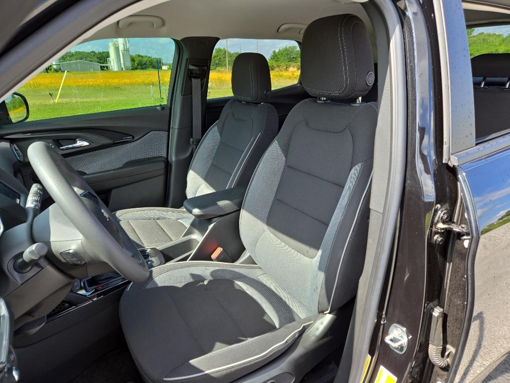 used 2023 Chevrolet TrailBlazer car, priced at $24,999
