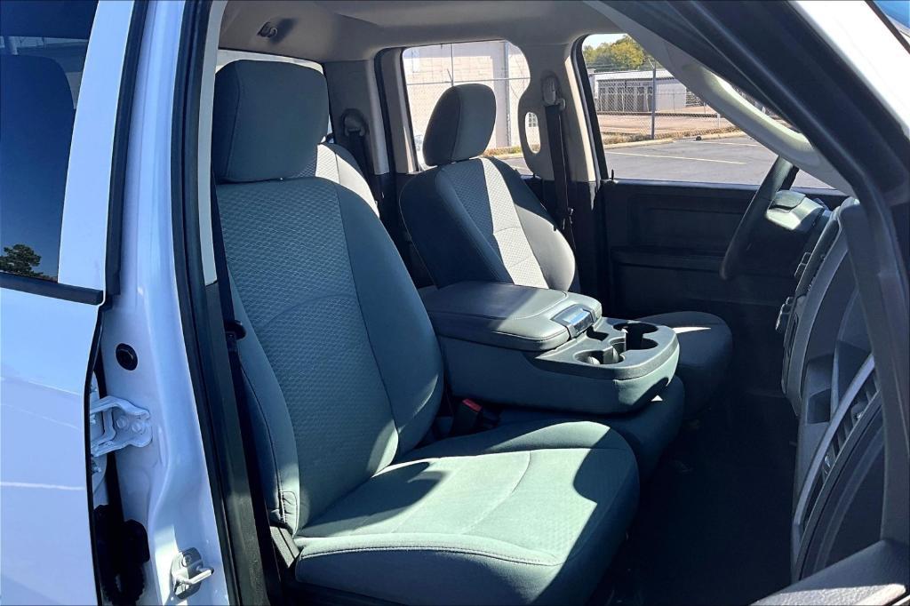 used 2019 Ram 1500 Classic car, priced at $18,987