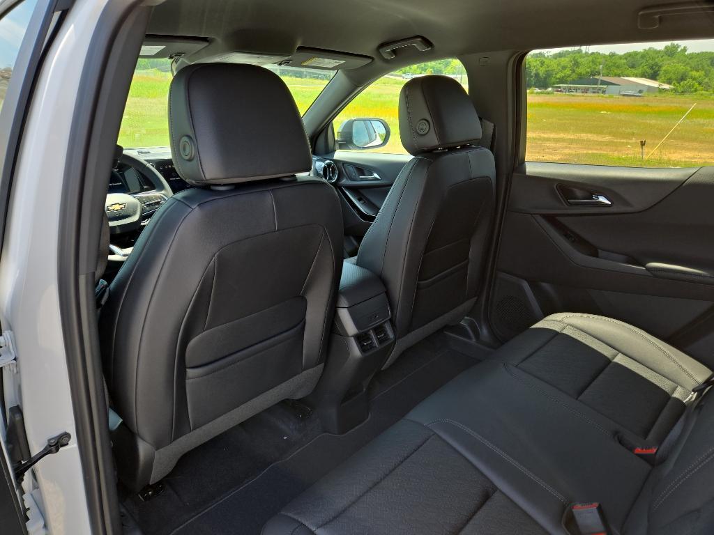 new 2026 Chevrolet Equinox car