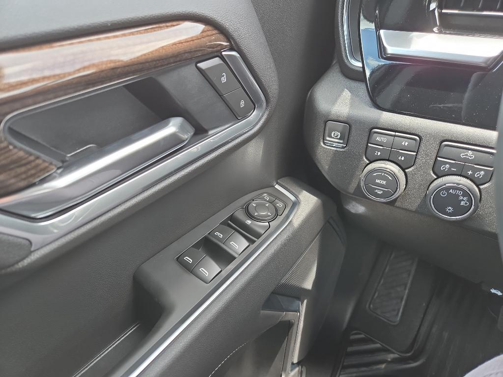 new 2025 Chevrolet Silverado 1500 car