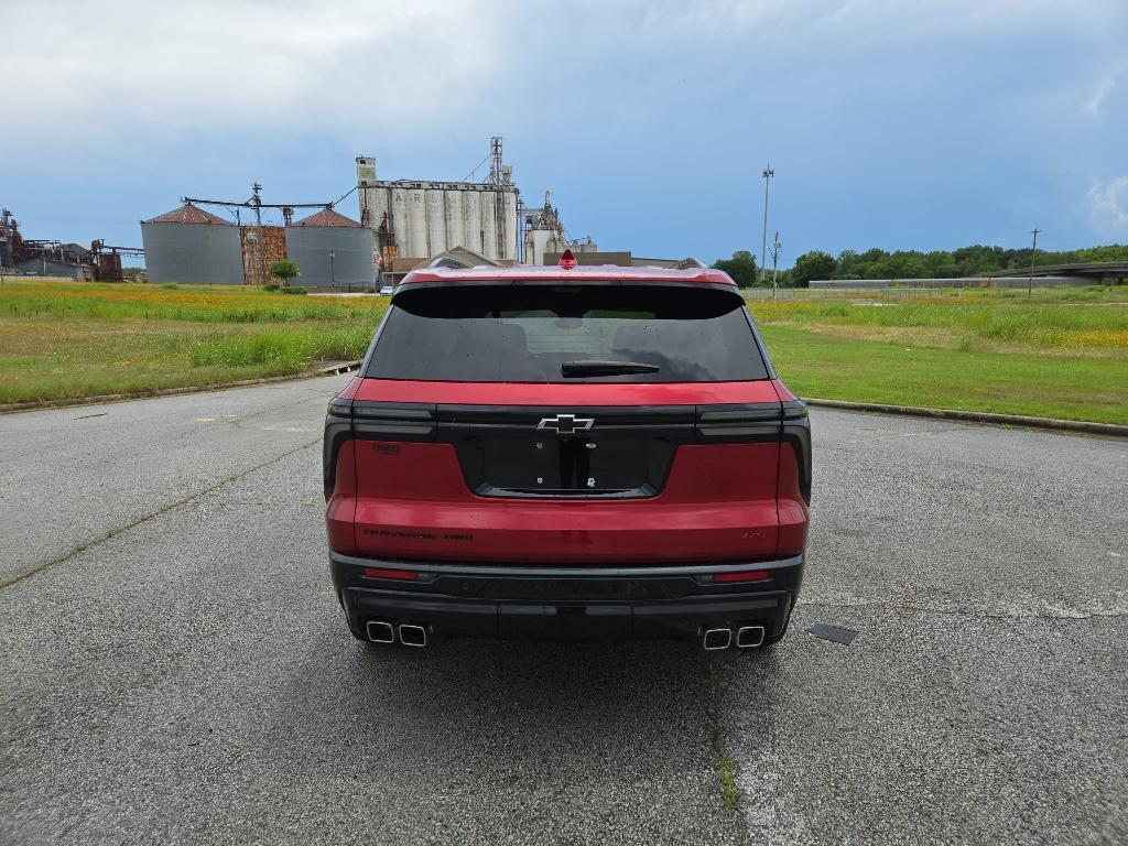 used 2024 Chevrolet Traverse car, priced at $54,999