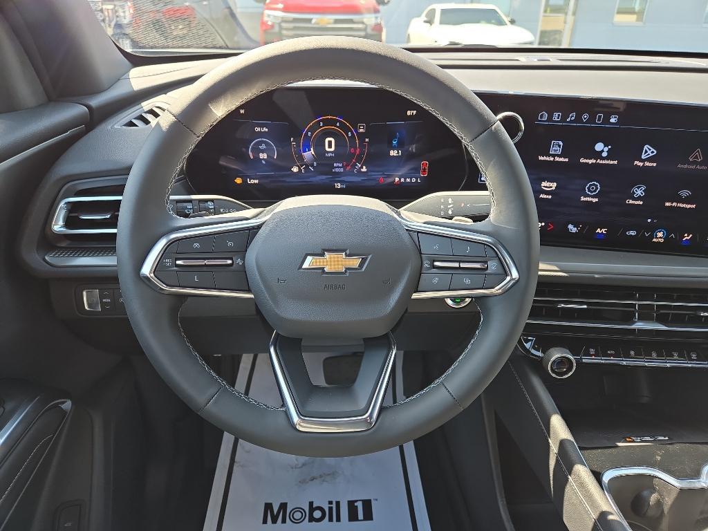 used 2024 Chevrolet Traverse car, priced at $44,888