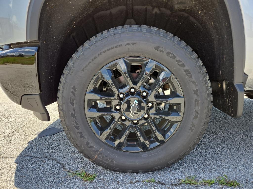 new 2025 Chevrolet Silverado 2500 car