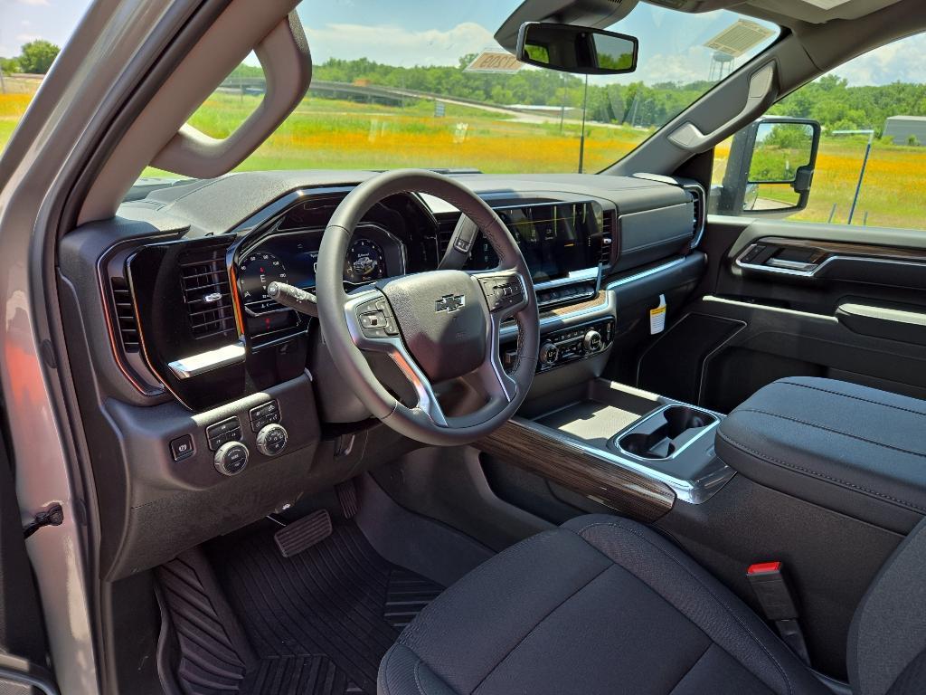 new 2025 Chevrolet Silverado 2500 car