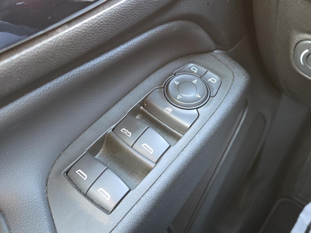 used 2023 Chevrolet Equinox car, priced at $24,999