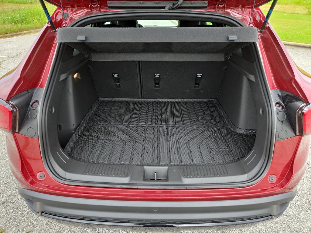 used 2025 Chevrolet Trax car, priced at $26,999