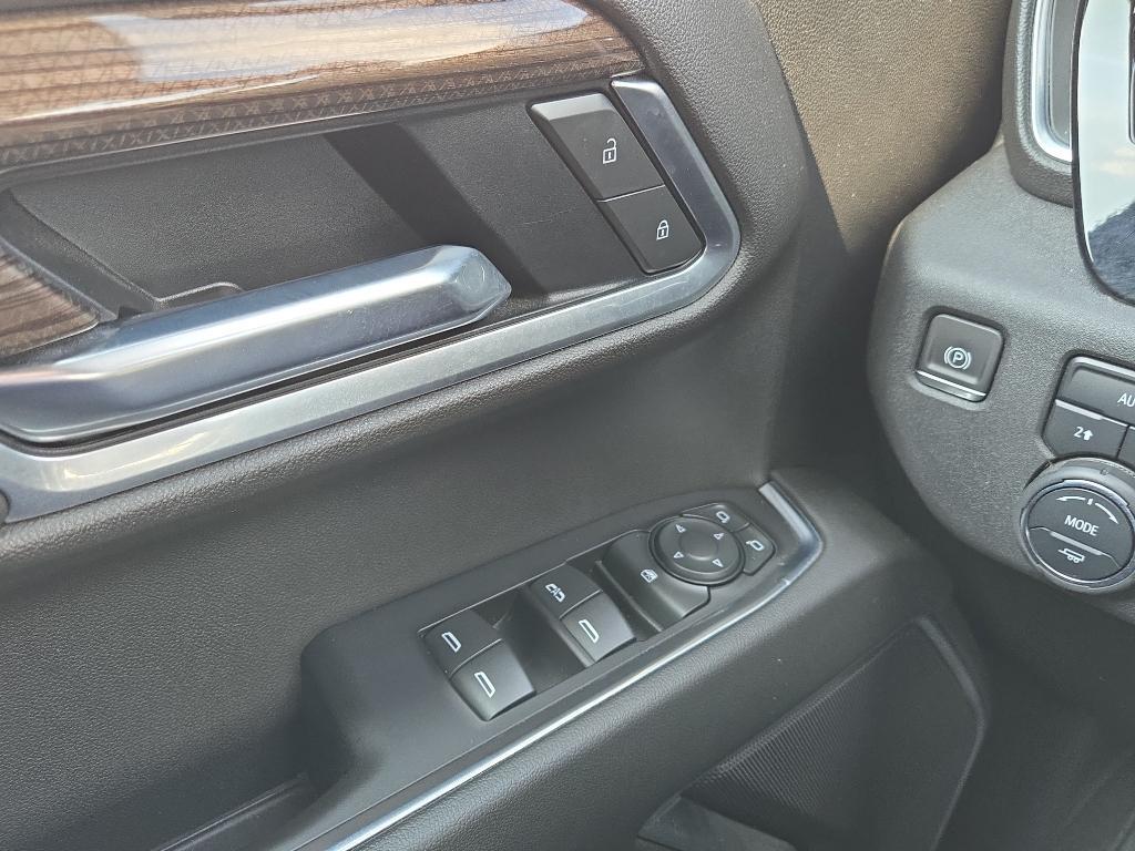 used 2022 Chevrolet Silverado 1500 car, priced at $38,999