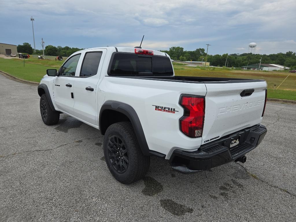 new 2025 Chevrolet Colorado car