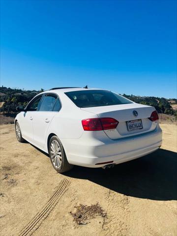 used 2013 Volkswagen Jetta SportWagen car, priced at $6,999