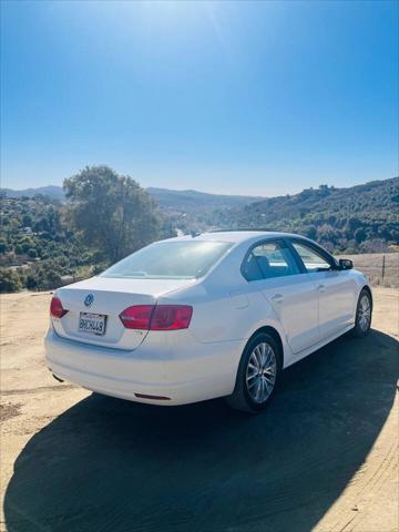 used 2013 Volkswagen Jetta SportWagen car, priced at $6,999