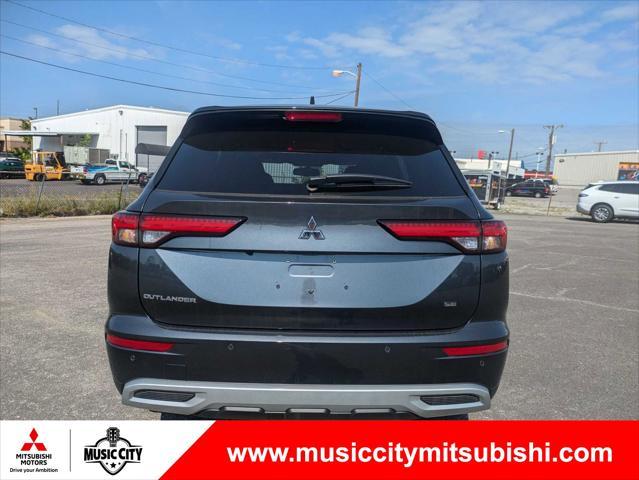 new 2024 Mitsubishi Outlander car, priced at $34,019