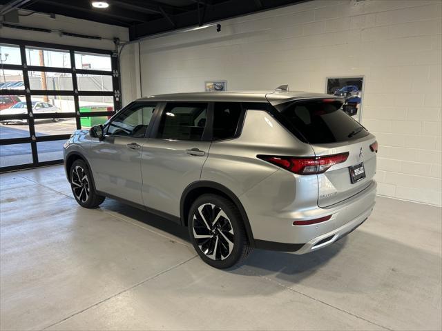 new 2024 Mitsubishi Outlander car, priced at $31,690