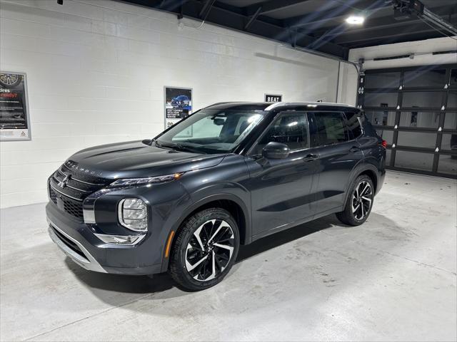 new 2024 Mitsubishi Outlander car, priced at $35,640