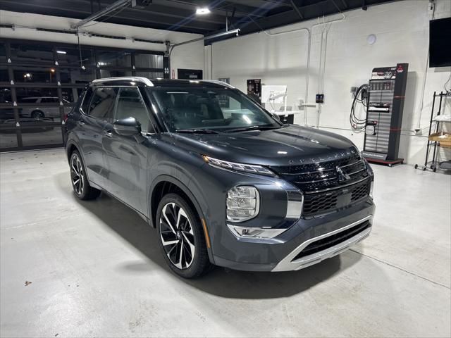 new 2024 Mitsubishi Outlander car, priced at $35,640