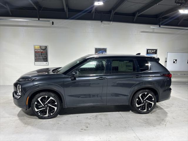 new 2024 Mitsubishi Outlander car, priced at $35,640