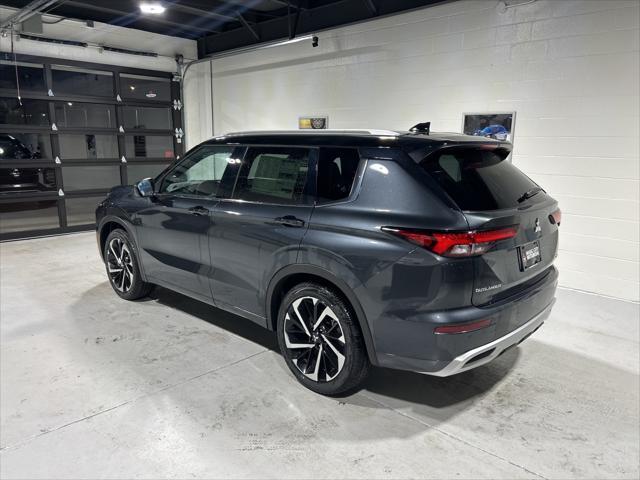 new 2024 Mitsubishi Outlander car, priced at $35,640