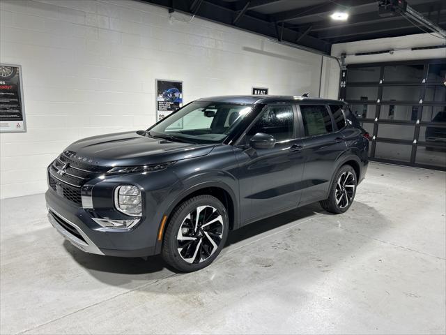 new 2024 Mitsubishi Outlander car, priced at $31,690