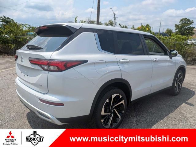 new 2024 Mitsubishi Outlander car, priced at $32,416