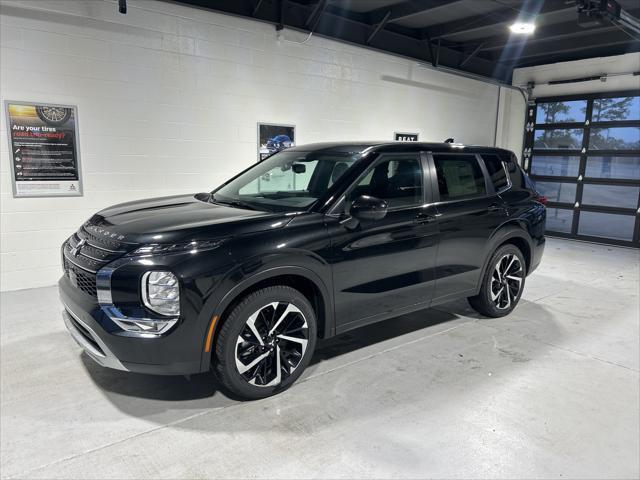 new 2024 Mitsubishi Outlander car, priced at $32,300