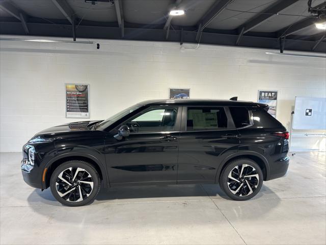 new 2024 Mitsubishi Outlander car, priced at $32,285