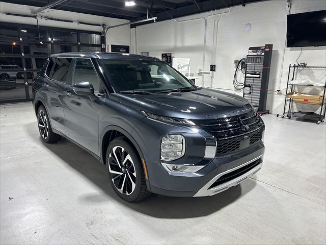 new 2024 Mitsubishi Outlander car, priced at $31,690