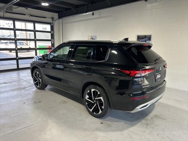 new 2024 Mitsubishi Outlander car, priced at $33,070