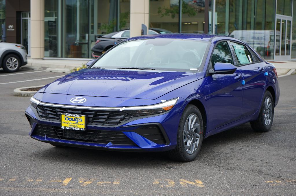 new 2025 Hyundai ELANTRA HEV car, priced at $25,085