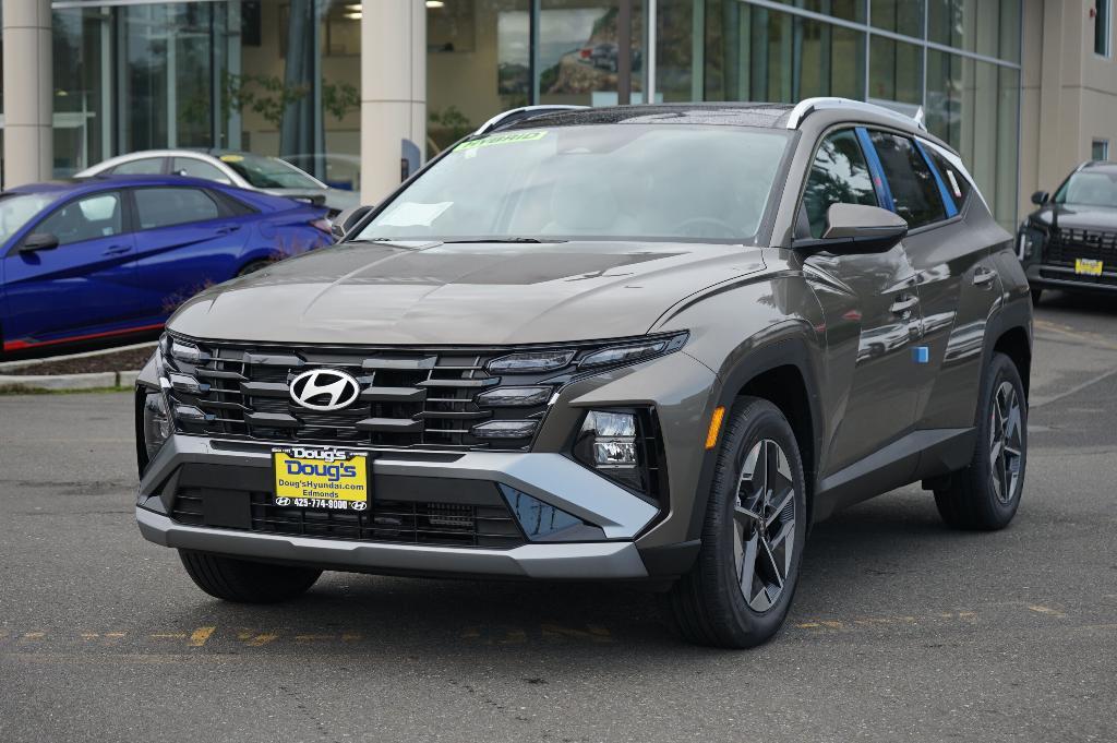 new 2025 Hyundai TUCSON Hybrid car, priced at $37,115