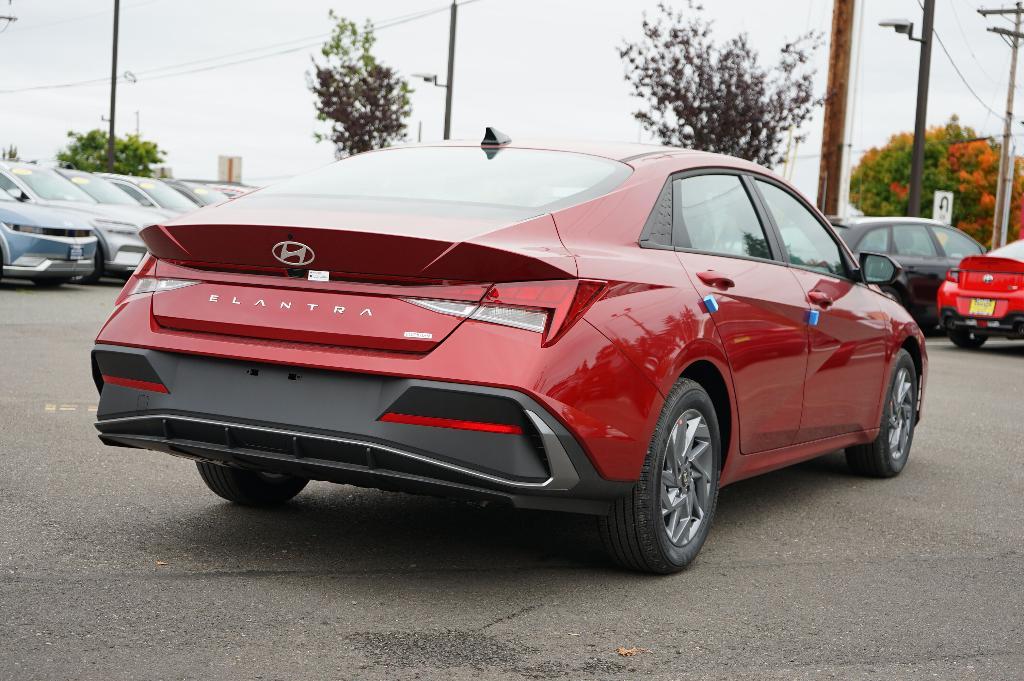 new 2025 Hyundai ELANTRA HEV car, priced at $26,355