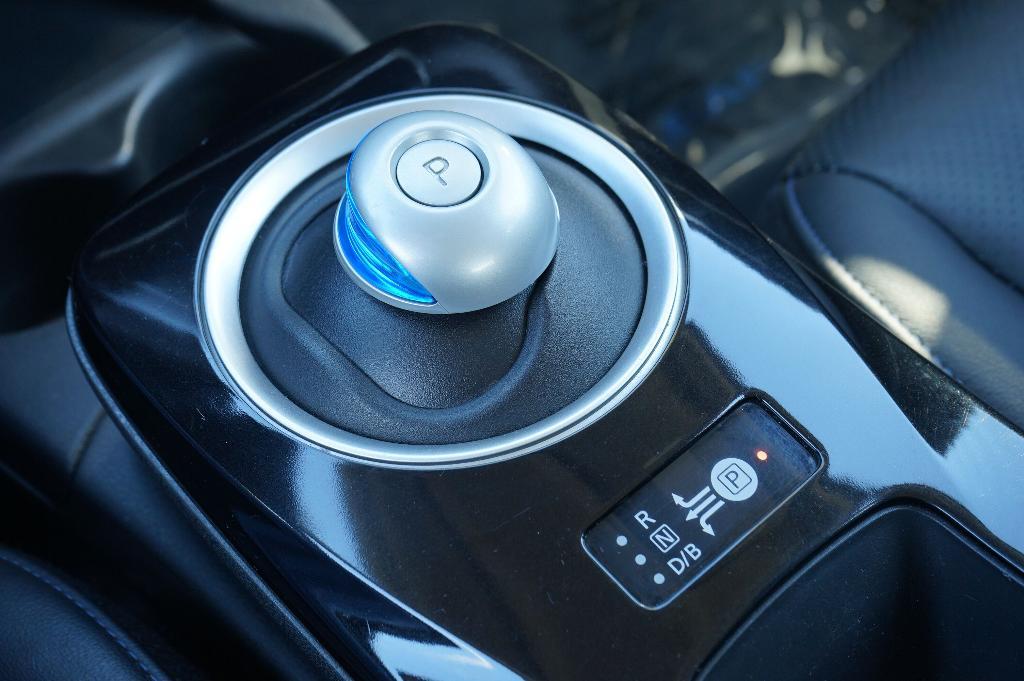 used 2015 Nissan Leaf car, priced at $7,000