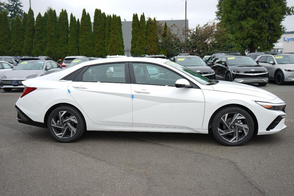 new 2025 Hyundai ELANTRA HEV car, priced at $29,680