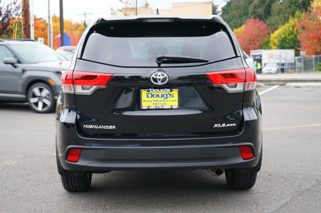 used 2019 Toyota Highlander car, priced at $32,000