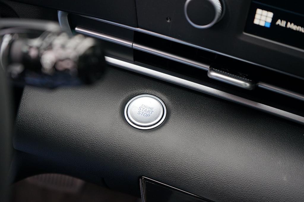 new 2025 Hyundai ELANTRA HEV car, priced at $22,320