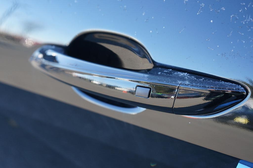 new 2025 Hyundai ELANTRA HEV car, priced at $22,320