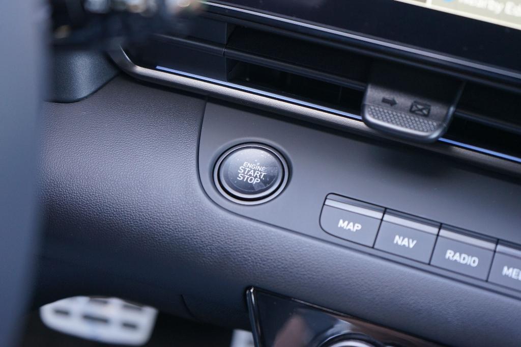 new 2025 Hyundai ELANTRA HEV car, priced at $27,755