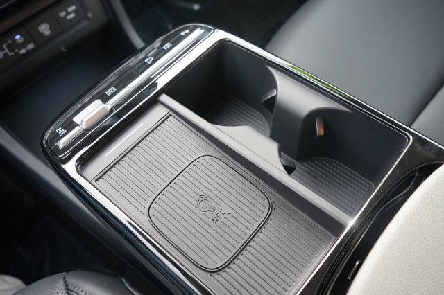 new 2025 Hyundai TUCSON Hybrid car, priced at $42,090