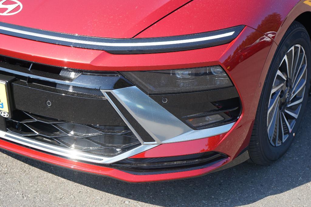 new 2025 Hyundai Sonata Hybrid car, priced at $38,940