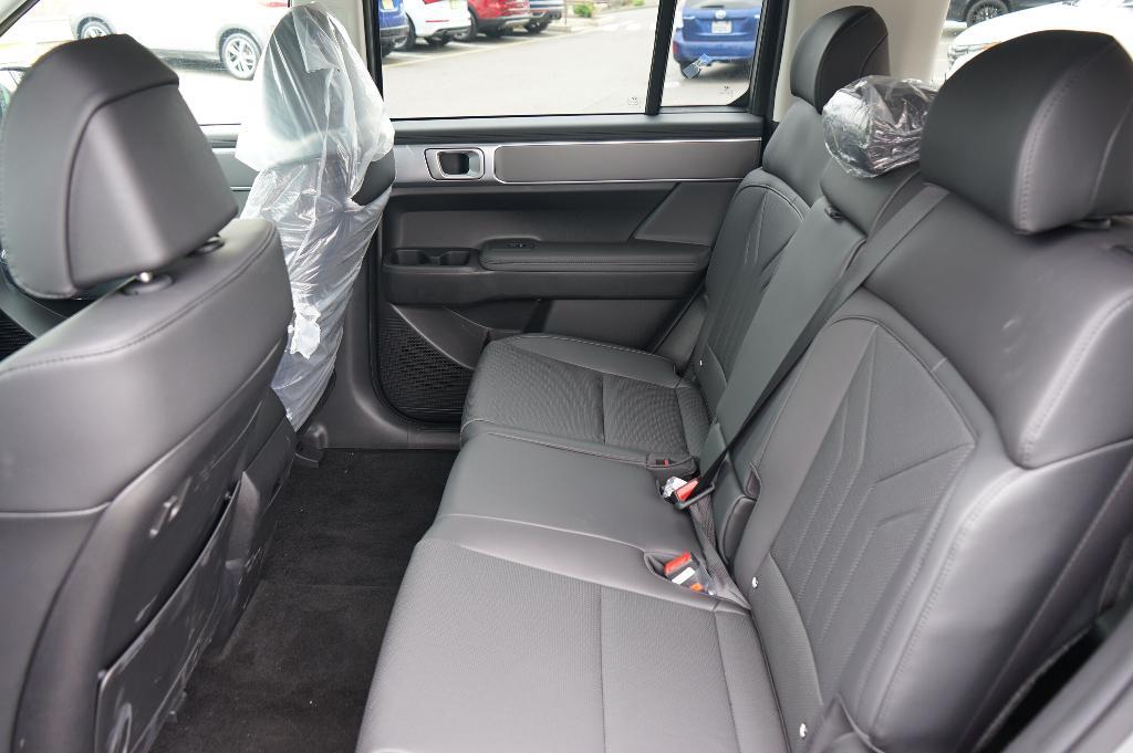new 2025 Hyundai SANTA FE HEV car, priced at $40,139