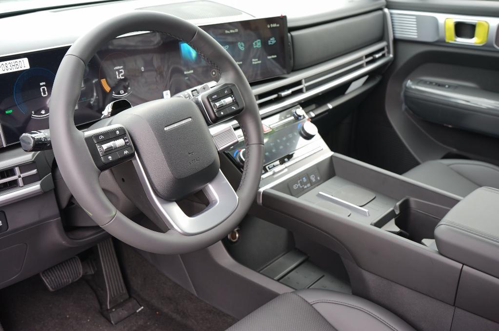 new 2025 Hyundai SANTA FE HEV car, priced at $40,139