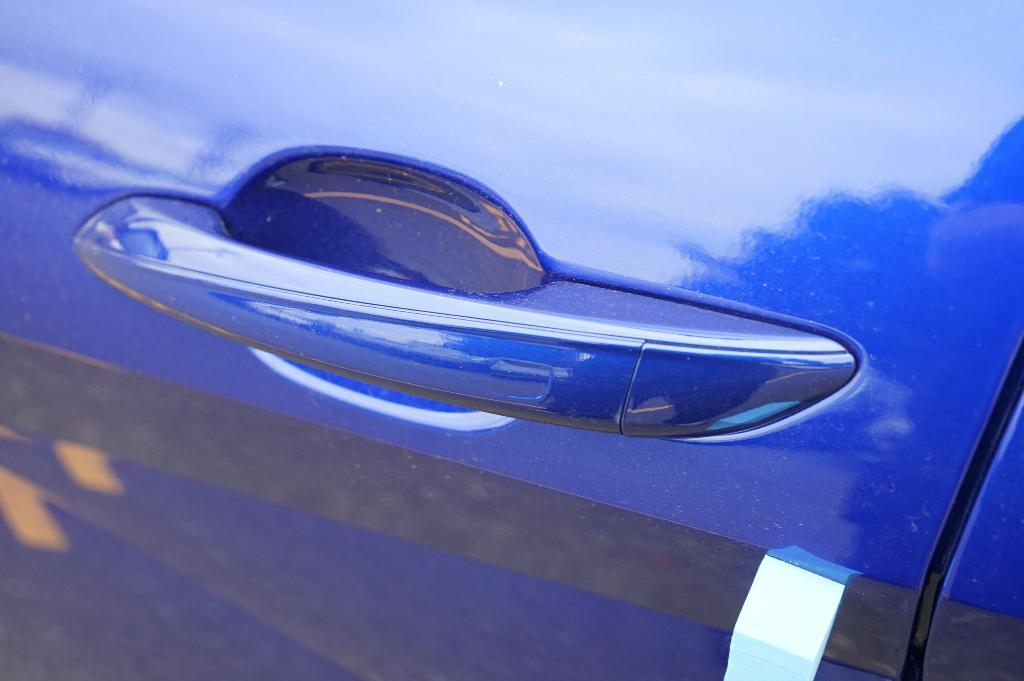 new 2025 Hyundai Elantra car, priced at $30,760