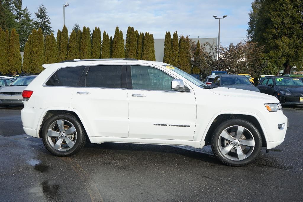 used 2017 Jeep Grand Cherokee car, priced at $14,500