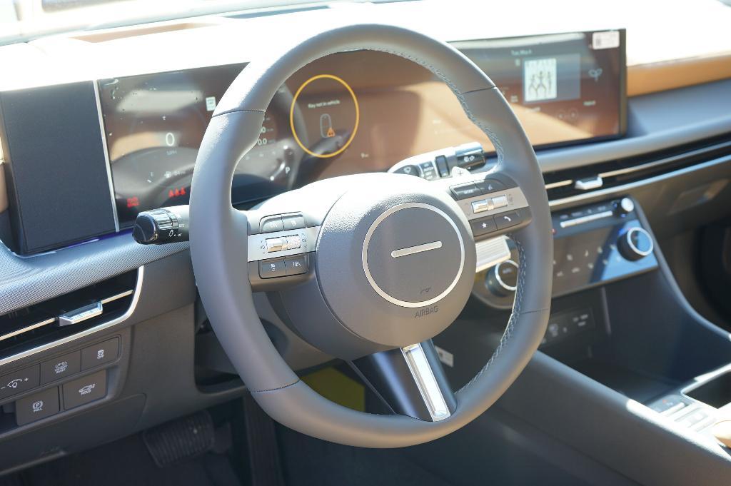 new 2025 Hyundai Sonata Hybrid car, priced at $38,960