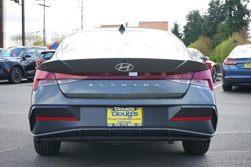 new 2025 Hyundai Elantra car, priced at $26,265