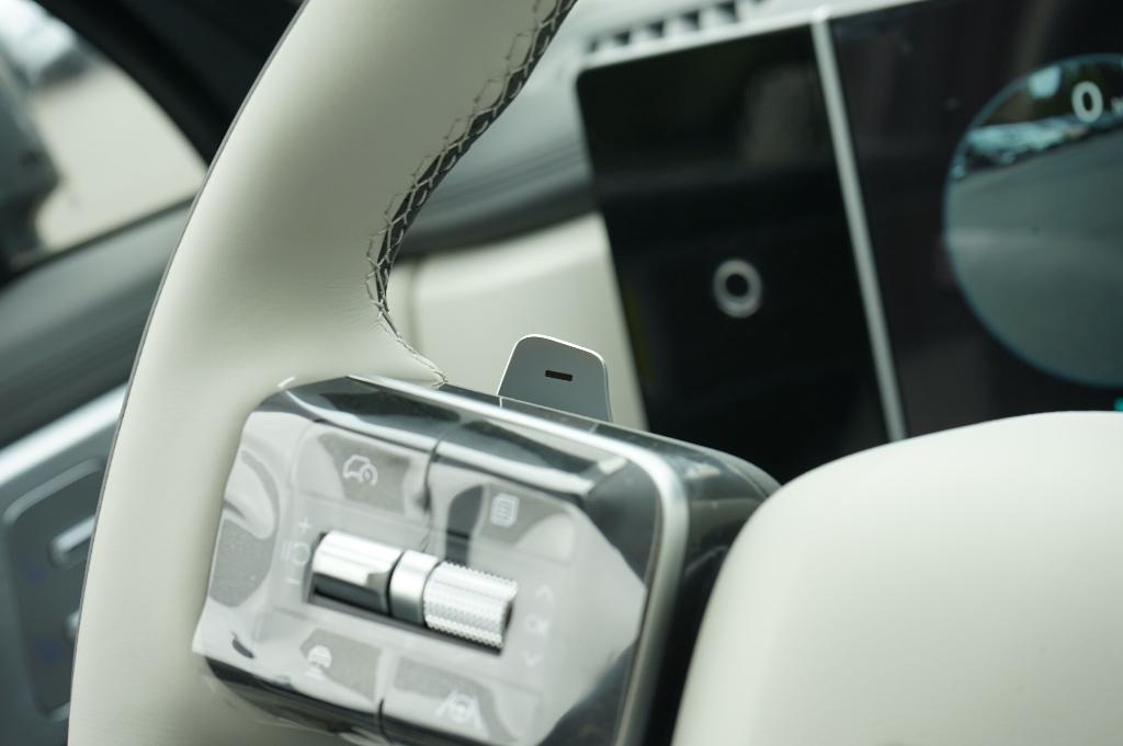 new 2025 Hyundai SANTA FE HEV car, priced at $50,804