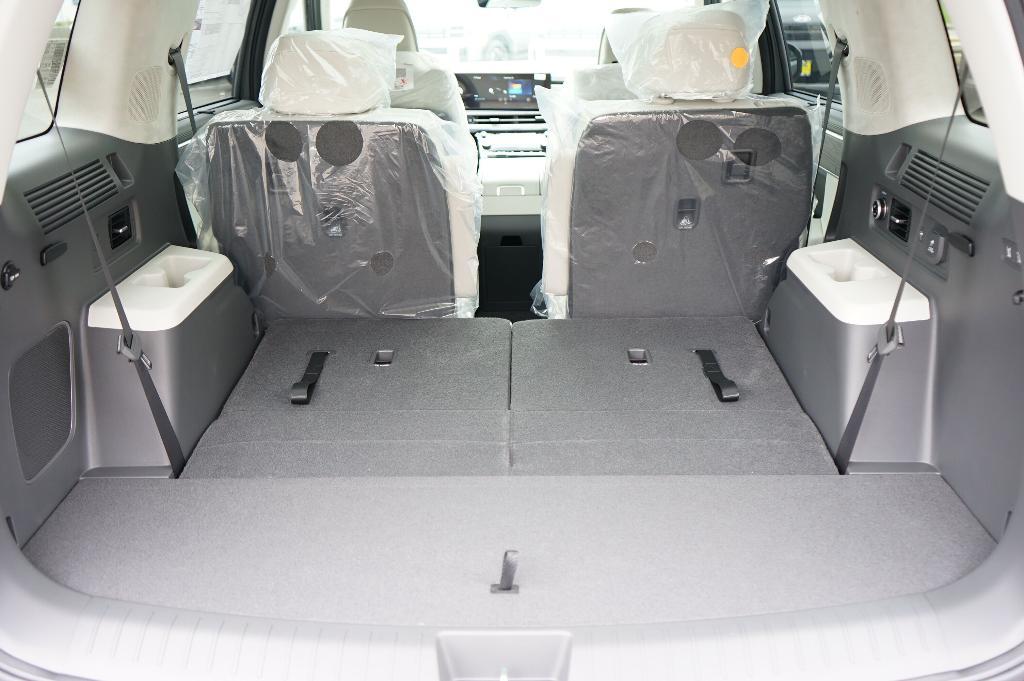 new 2025 Hyundai SANTA FE HEV car, priced at $50,804