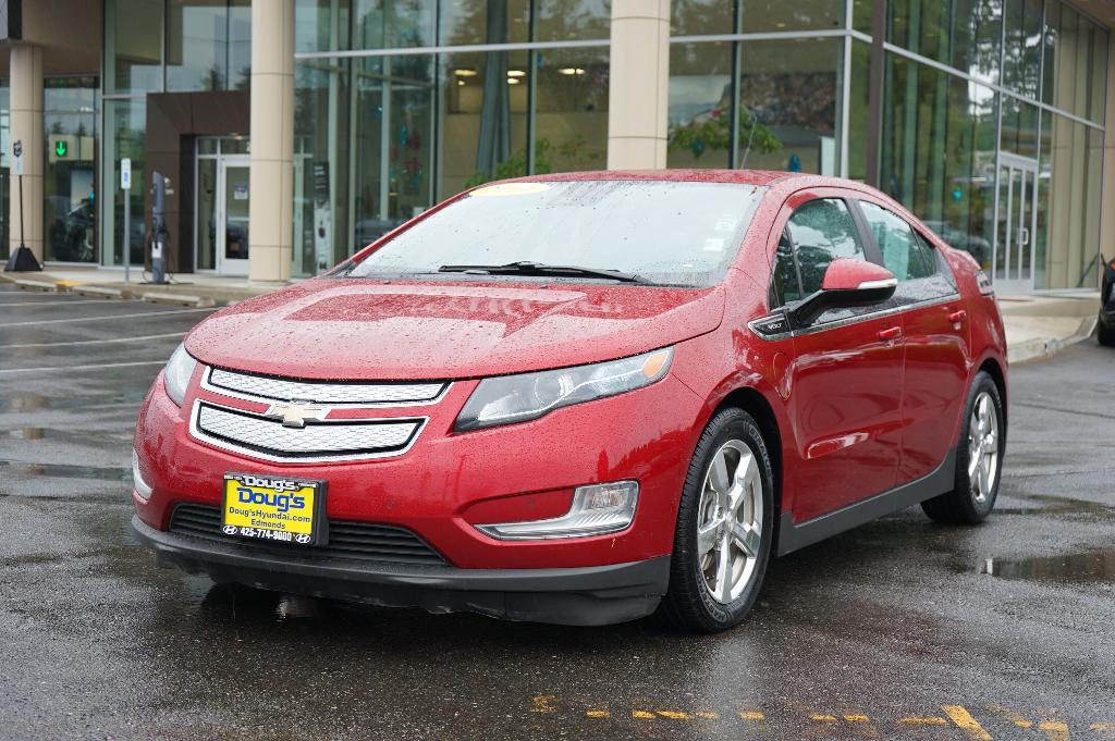 used 2014 Chevrolet Volt car, priced at $12,000
