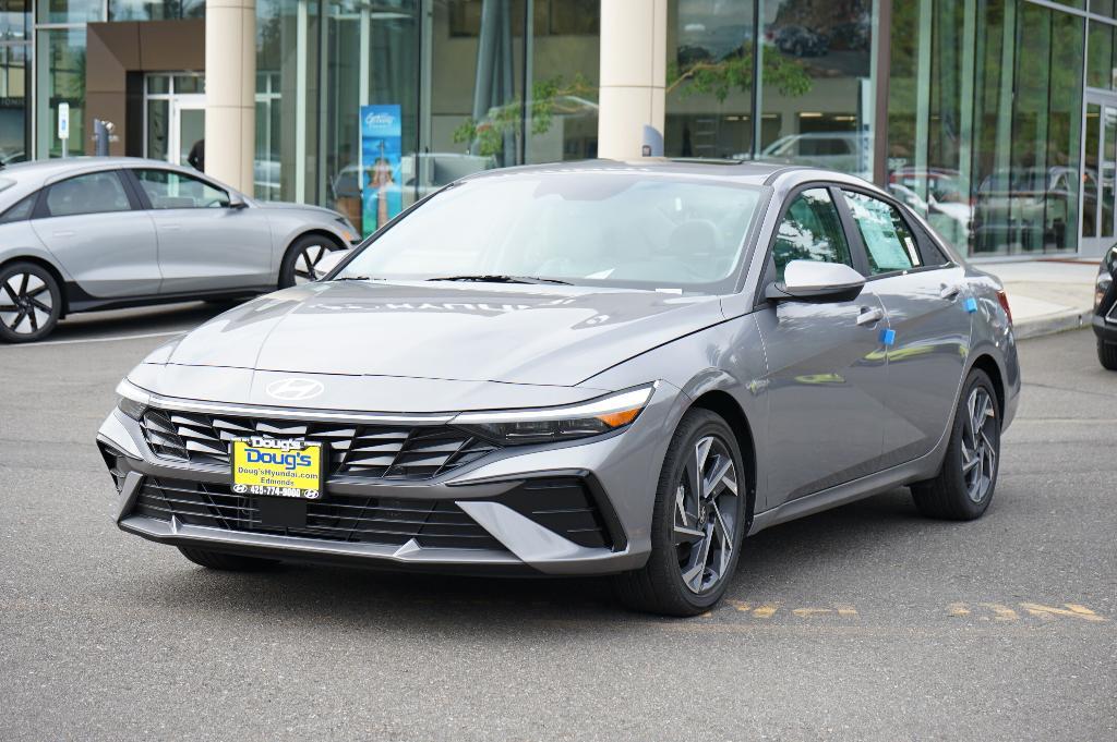 new 2025 Hyundai ELANTRA HEV car, priced at $31,600